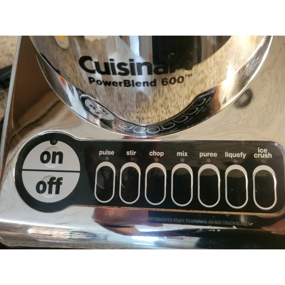 Cuisinart Power Blend 600 Deluxe 7-Speed Chrome Blender